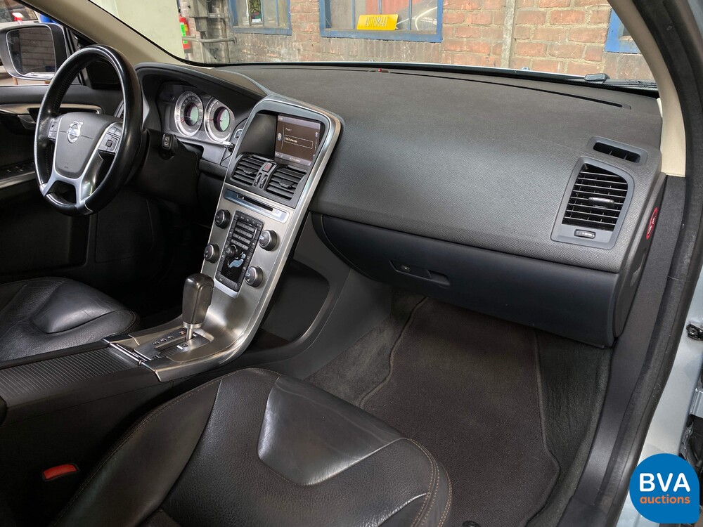 Volvo XC60 3.2 AWD 230 PS 2012, K-258-VR.