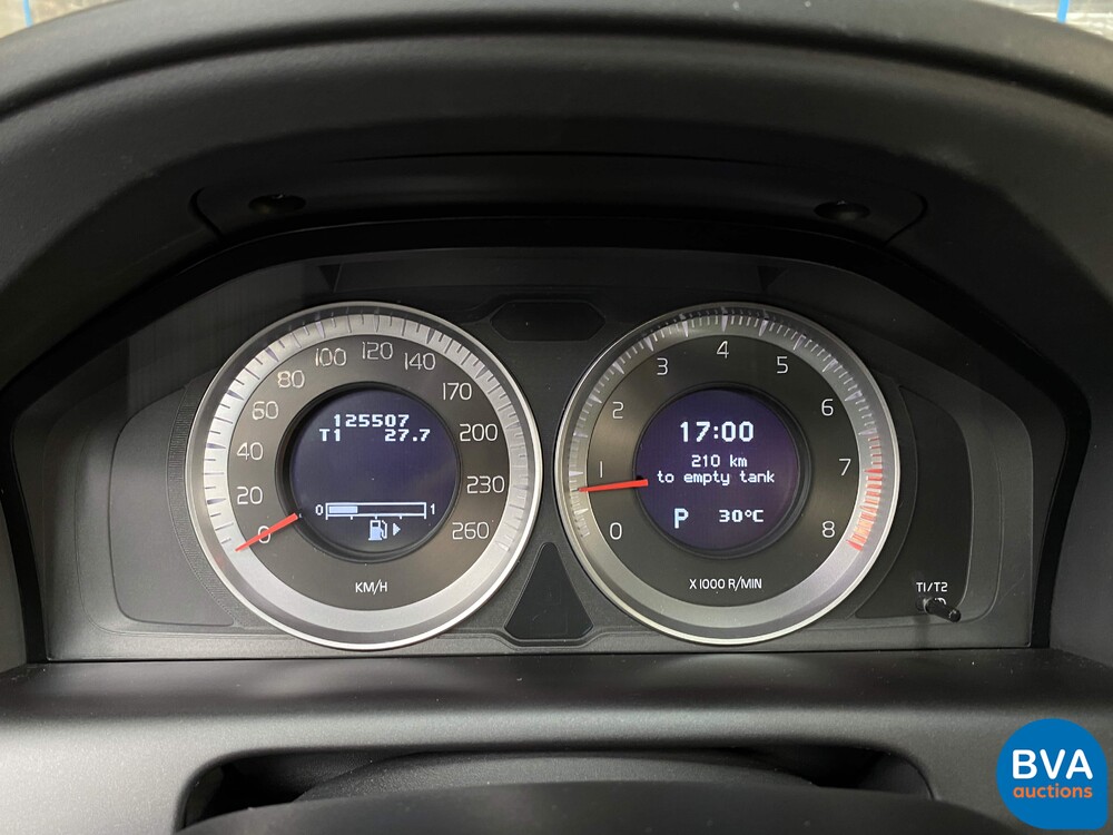 Volvo XC60 3.2 AWD 230 PS 2012, K-258-VR.