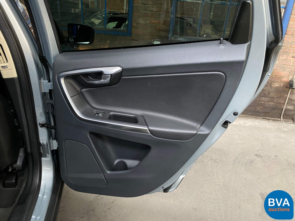 Volvo XC60 3.2 AWD 230 PS 2012, K-258-VR.