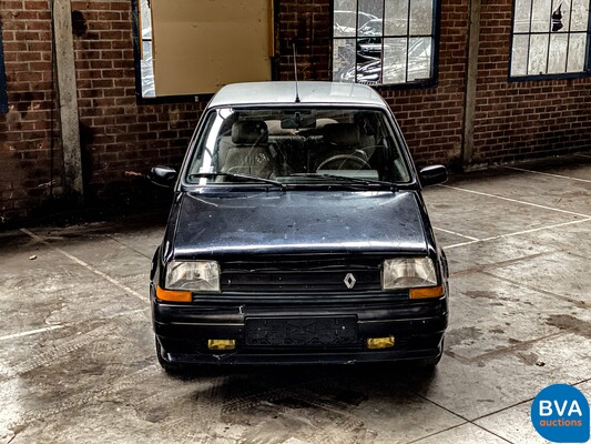 Renault 5 Exklusiv.