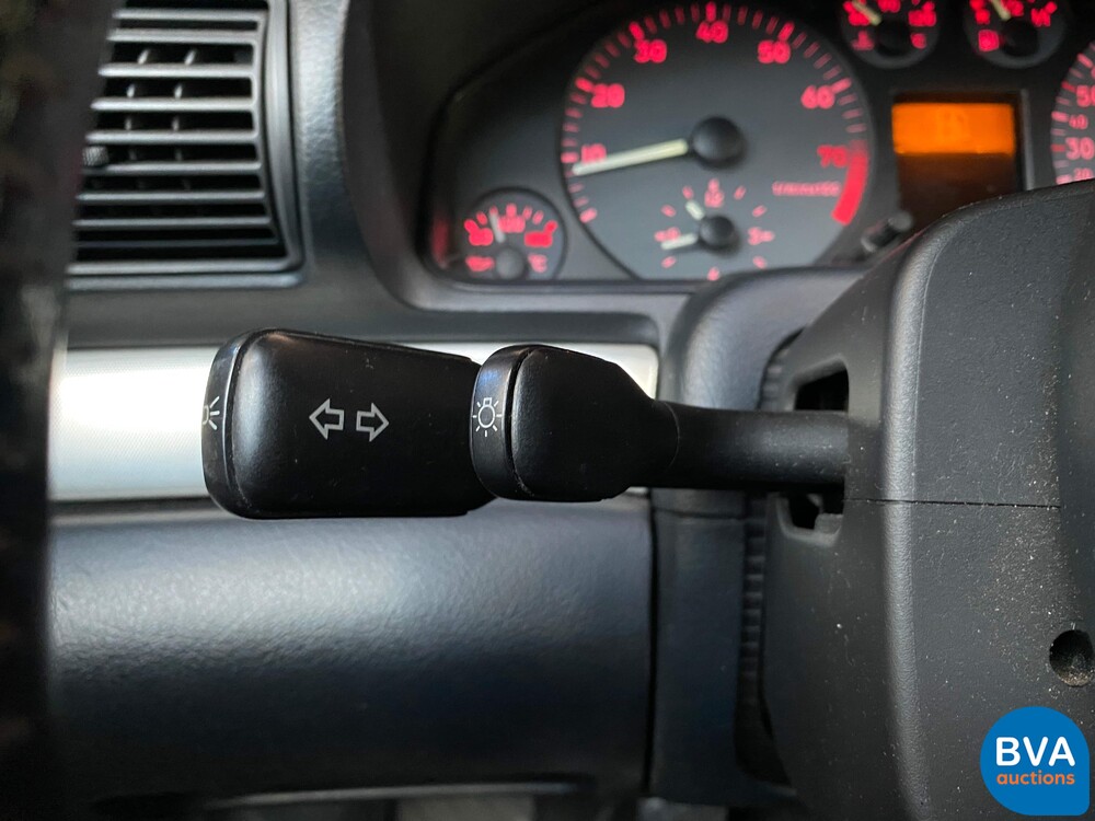 Audi S4 Avant2.7 V6 quattro A4 Advance 1999 265PS, 79-FT-NX.