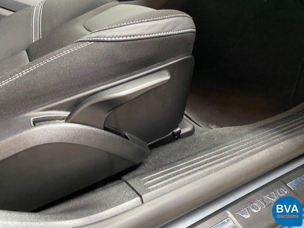 Volvo V40 2.0 D2 Nordic+ Facelift, PK-783-J.