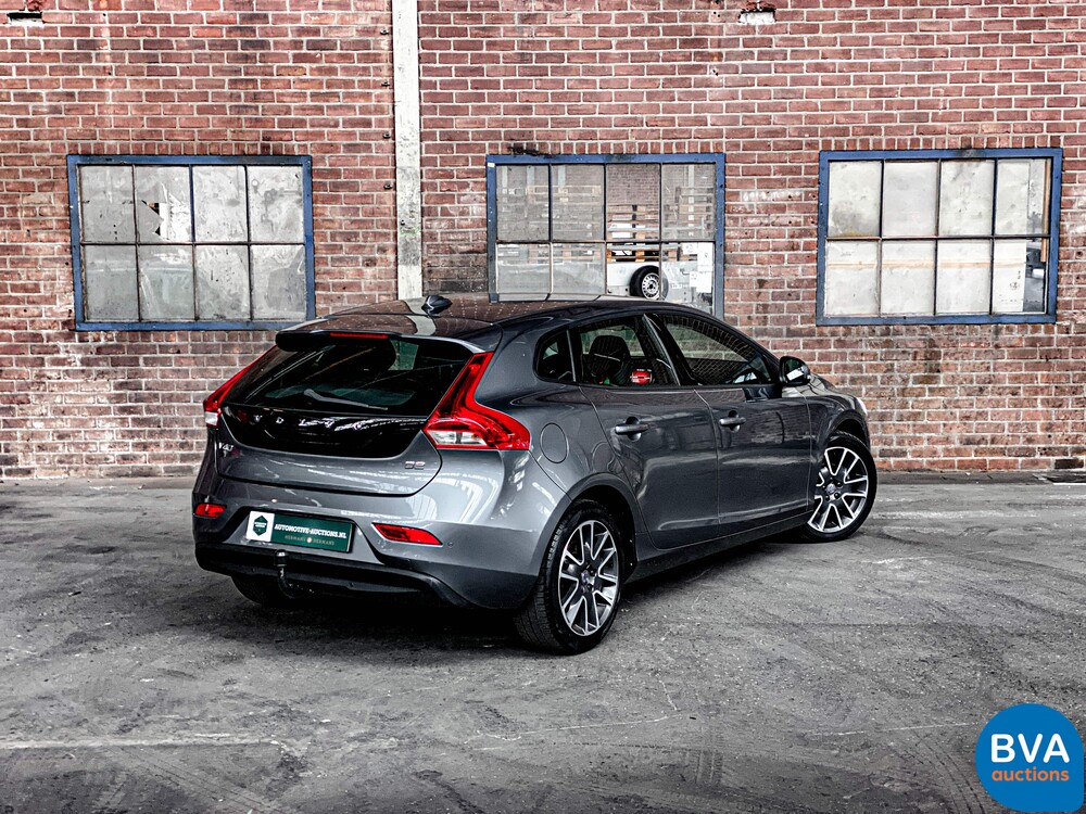 Volvo V40 2.0 D2 Nordic+ Facelift, PK-783-J.