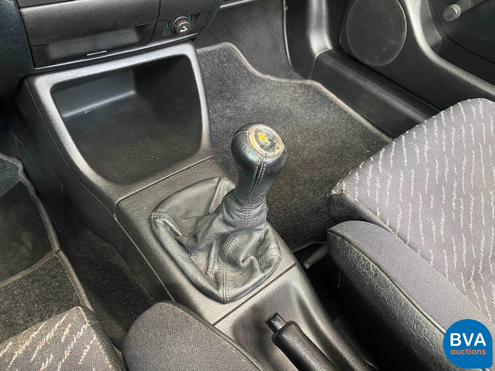 Volkswagen Golf 1.8 Cabriolet 75pk E2 -Org. NL-, J-PPL-61