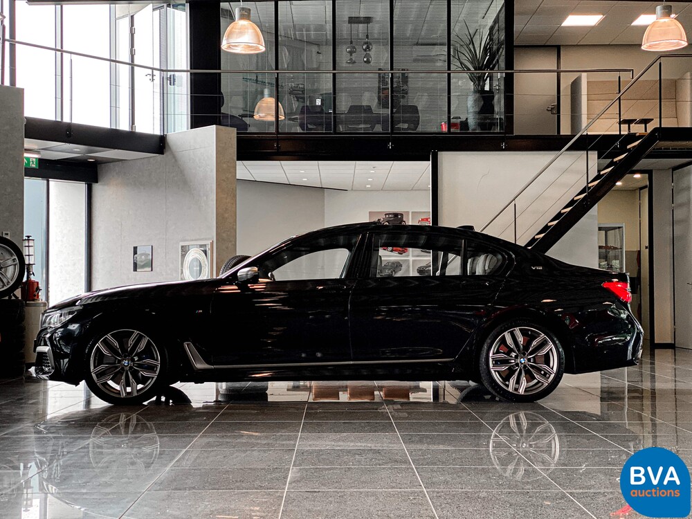 BMW M760Li xDrive V12 7er 609pk 2017 M760i M-Performance, ZS-365-F.