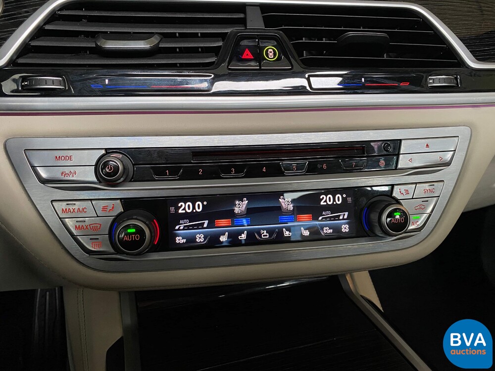 BMW M760Li xDrive V12 7er 609pk 2017 M760i M-Performance, ZS-365-F.