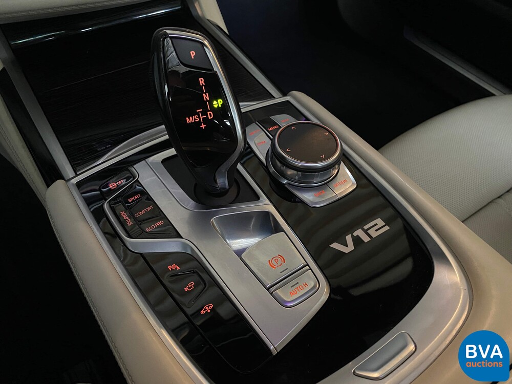 BMW M760Li xDrive V12 7er 609pk 2017 M760i M-Performance, ZS-365-F.