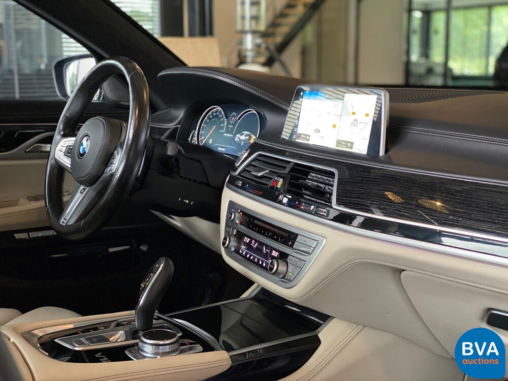 BMW M760Li xDrive V12 7er 609pk 2017 M760i M-Performance, ZS-365-F.