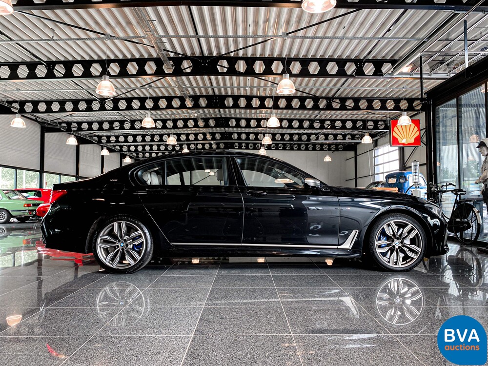 BMW M760Li xDrive V12 7er 609pk 2017 M760i M-Performance, ZS-365-F.