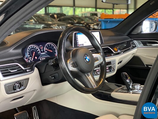 BMW M760Li xDrive V12 7er 609pk 2017 M760i M-Performance, ZS-365-F.