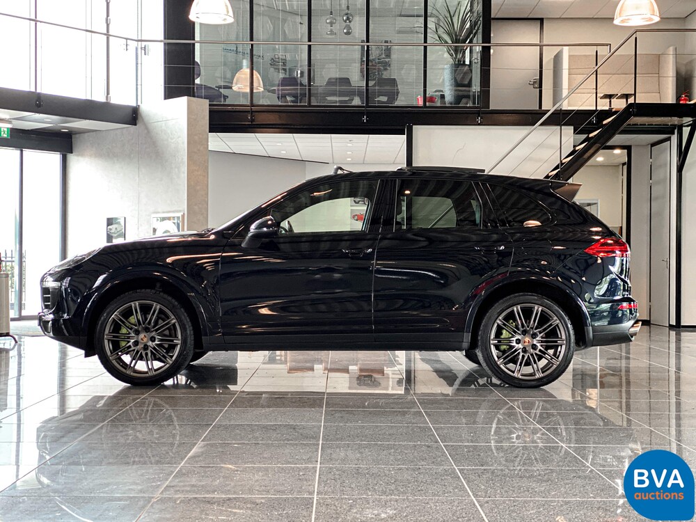 Porsche Cayenne 3.0 S E-Hybrid 462pk 2014, -Org NL- 8-XZR-10.
