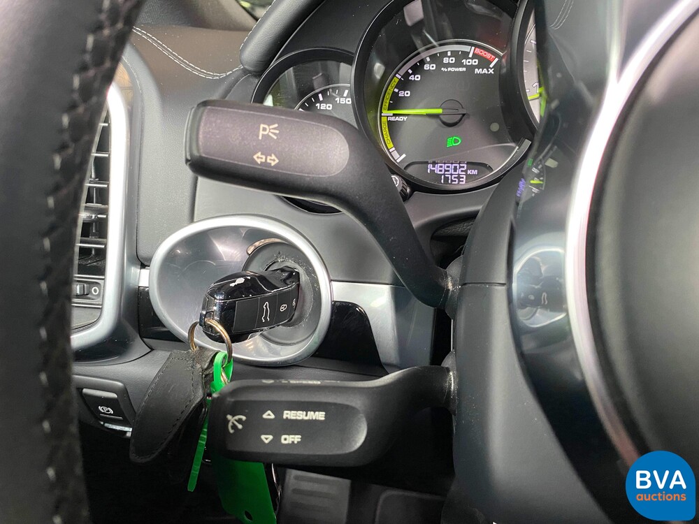 Porsche Cayenne 3.0 S E-Hybrid 462pk 2014, -Org NL- 8-XZR-10.