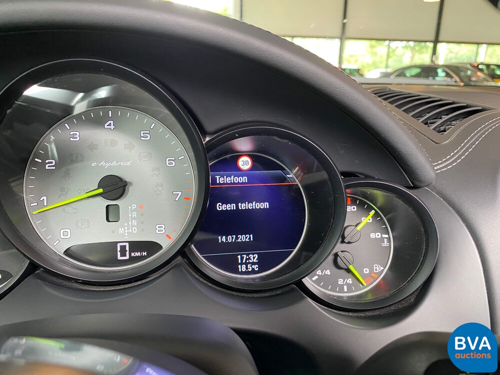 Porsche Cayenne 3.0 S E-Hybrid 462pk 2014, -Org NL- 8-XZR-10.