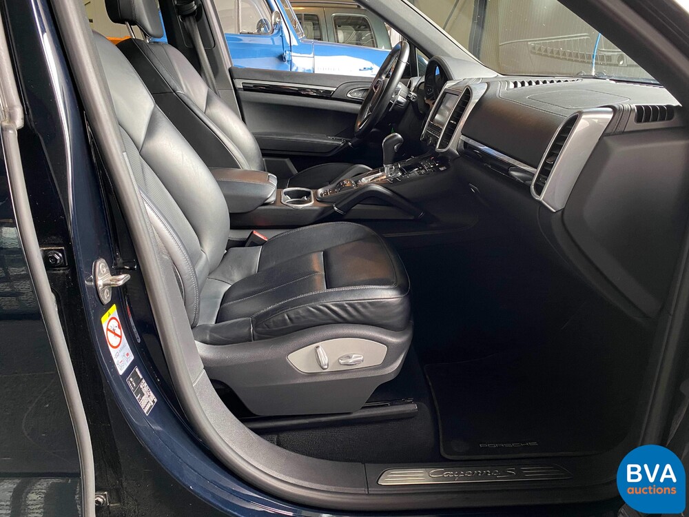 Porsche Cayenne 3.0 S E-Hybrid 462pk 2014, -Org NL- 8-XZR-10.