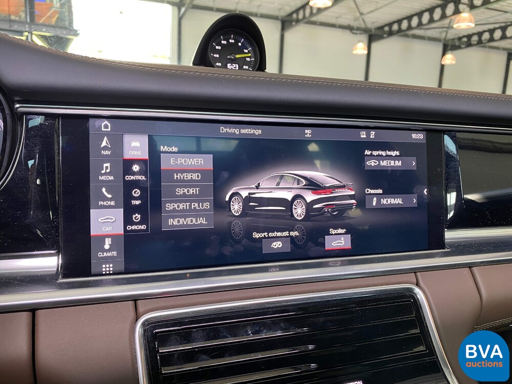 Porsche Panamera2.9 V6 Bi-Turbo Plug-In Hybrid PDK 462pk Sport-Chrono 2018.