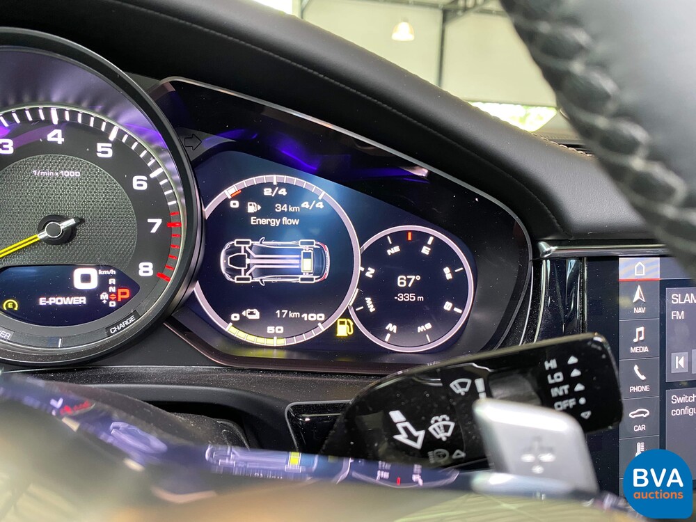 Porsche Panamera2.9 V6 Bi-Turbo Plug-In Hybrid PDK 462pk Sport-Chrono 2018.