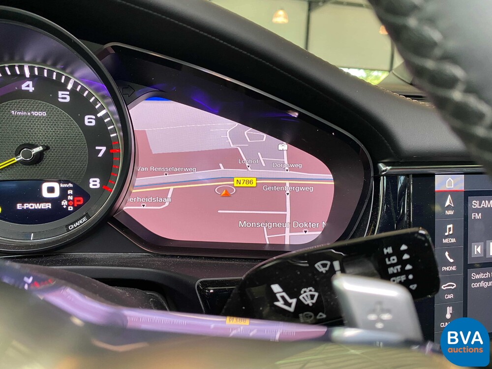Porsche Panamera2.9 V6 Bi-Turbo Plug-In Hybrid PDK 462pk Sport-Chrono 2018.