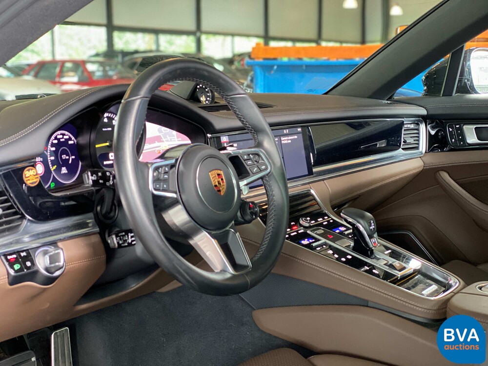 Porsche Panamera2.9 V6 Bi-Turbo Plug-In Hybrid PDK 462pk Sport-Chrono 2018.