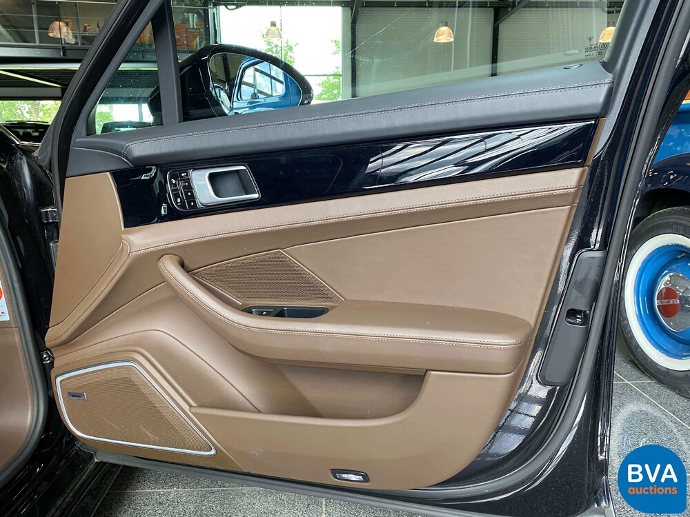 Porsche Panamera2.9 V6 Bi-Turbo Plug-In Hybrid PDK 462pk Sport-Chrono 2018.