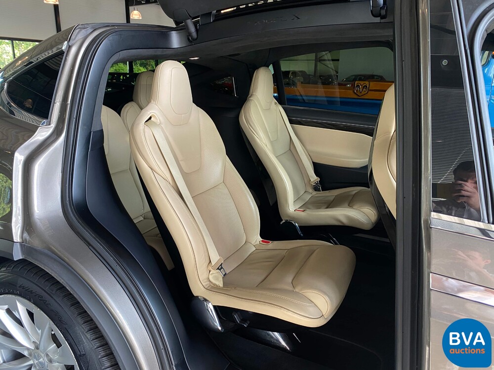 Tesla Model X 90D Autopilot für 6 Personen 428pk 2016 -Org NL- Dual Motor, NB-493-J.