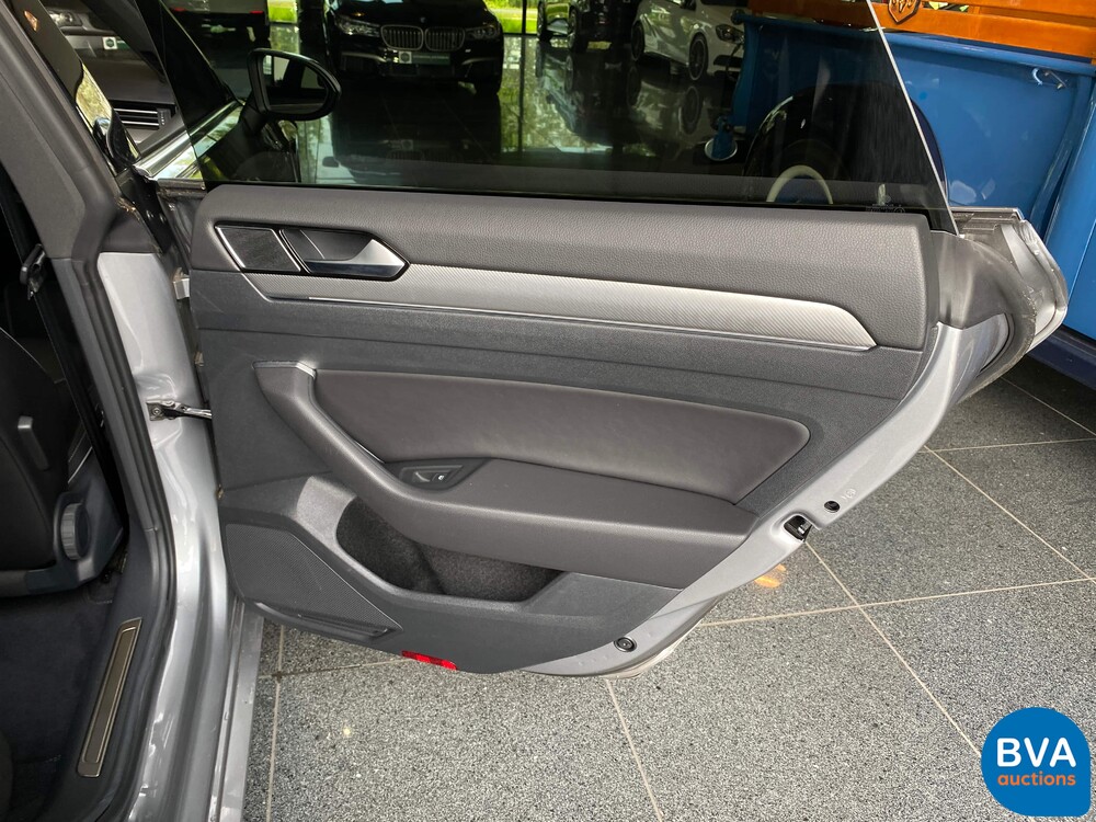 Volkswagen Arteon 2.0 TDI 4Motion Business R-line 239pk 2018, -Org NL- SF-581-S.