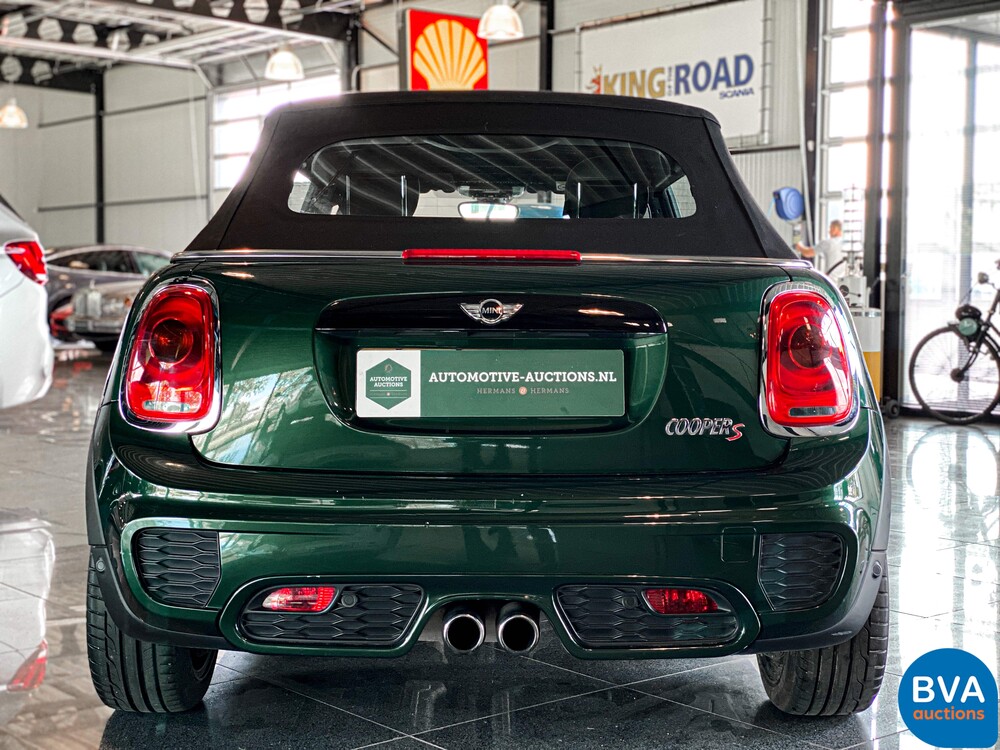 Mini Cooper S2.0 Serious Business Cabrio JCW Paket 192PS 2016 -Org. NL-, JH-363-X.