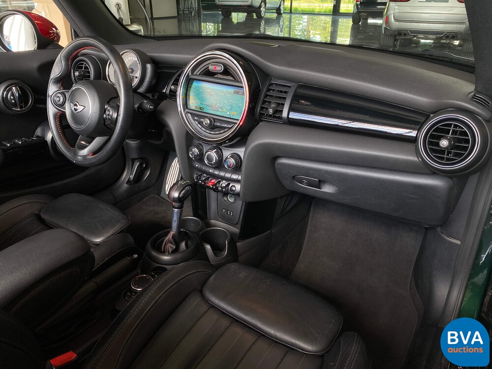 Mini Cooper S2.0 Serious Business Cabrio JCW Paket 192PS 2016 -Org. NL-, JH-363-X.