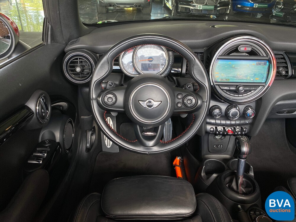 Mini Cooper S2.0 Serious Business Cabrio JCW Paket 192PS 2016 -Org. NL-, JH-363-X.