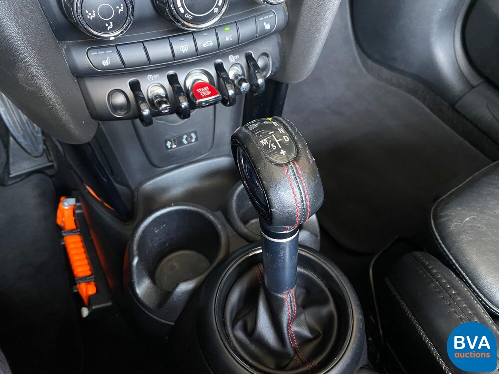 Mini Cooper S2.0 Serious Business Cabrio JCW Paket 192PS 2016 -Org. NL-, JH-363-X.