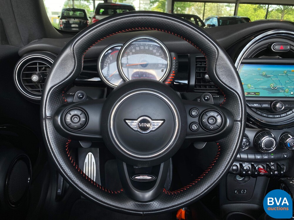 Mini Cooper S2.0 Serious Business Cabrio JCW Paket 192PS 2016 -Org. NL-, JH-363-X.