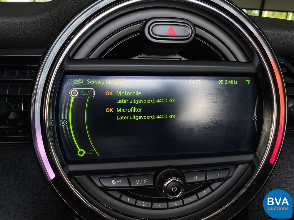 Mini Cooper S2.0 Serious Business Cabrio JCW Paket 192PS 2016 -Org. NL-, JH-363-X.