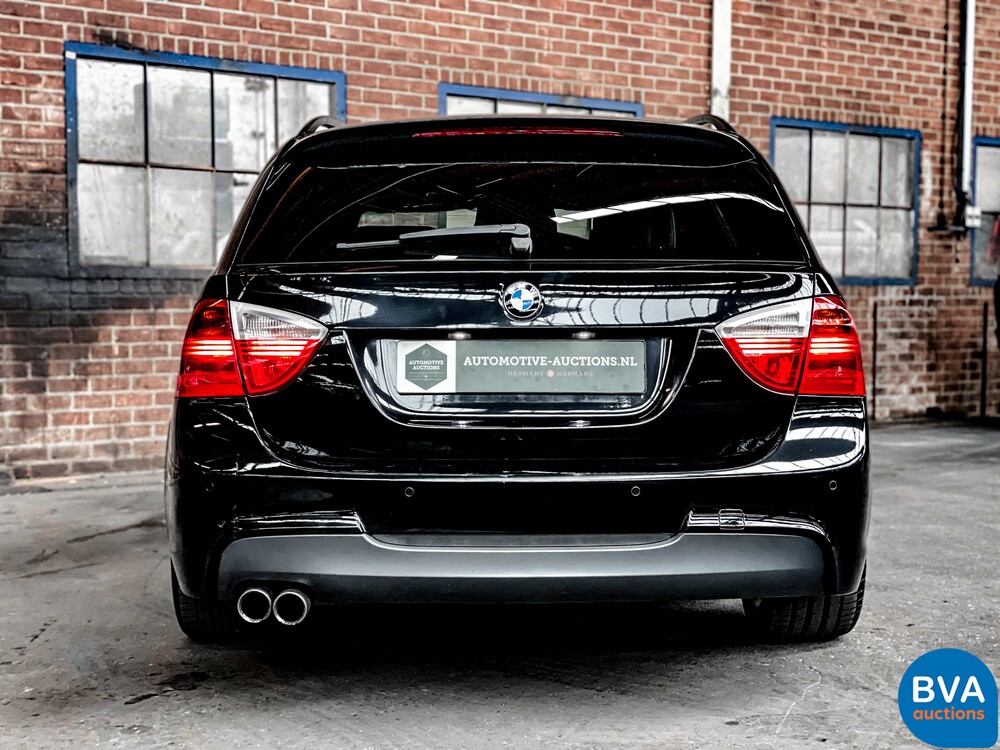 BMW 325i 3.0 Touring 218 PS 2008, H-590-LB.