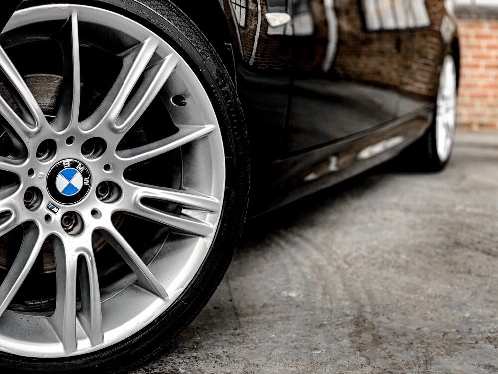 BMW 325i 3.0 Touring 218 PS 2008, H-590-LB.