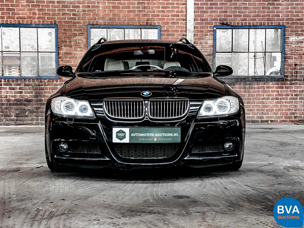 BMW 325i 3.0 Touring 218 PS 2008, H-590-LB.
