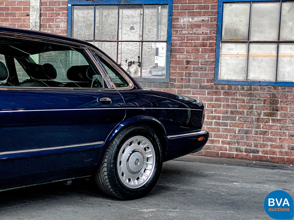 Daimler Super V8 363 PS 1998, 36-HL-BF.