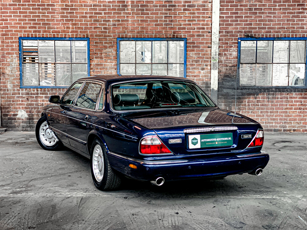 Daimler Super V8 363 PS 1998, 36-HL-BF.