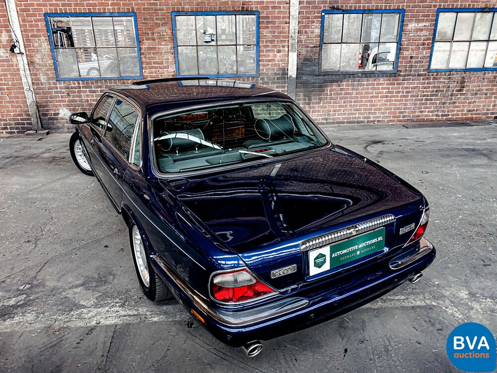 Daimler Super V8 363 PS 1998, 36-HL-BF.