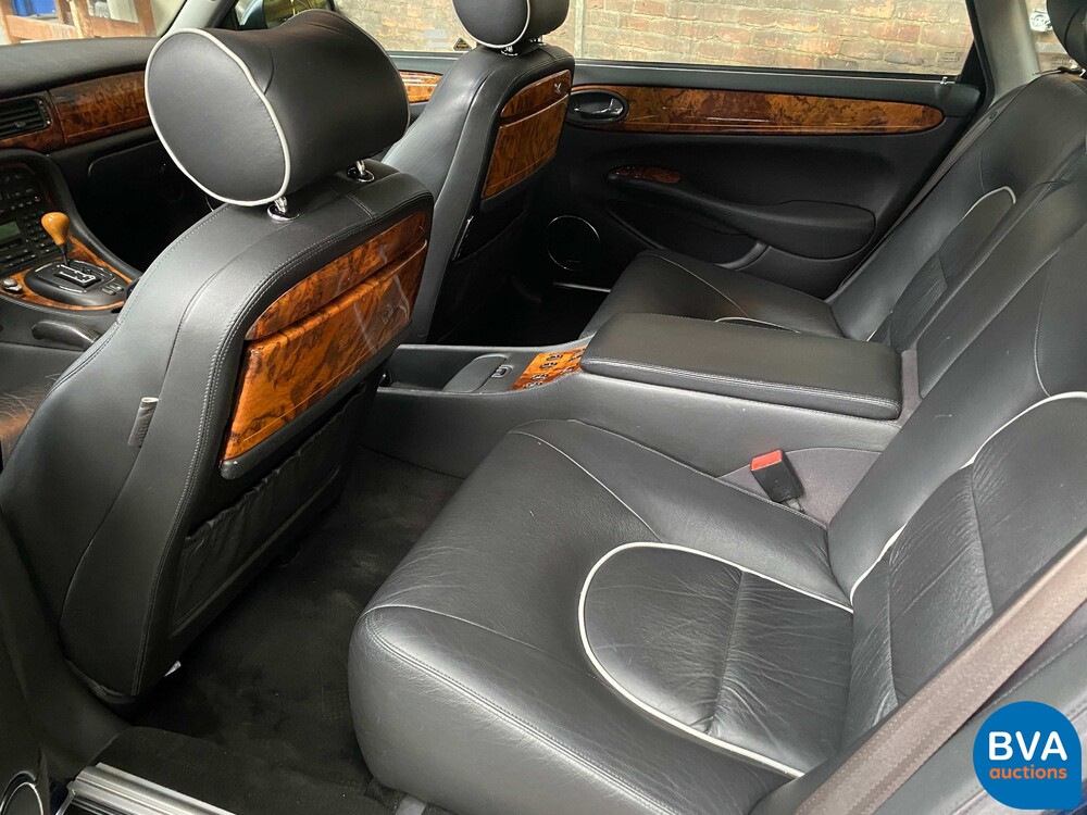 Daimler Super V8 363 PS 1998, 36-HL-BF.