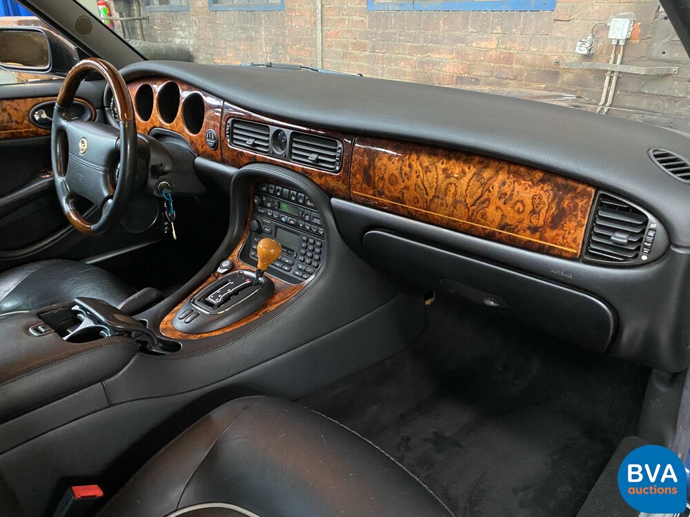 Daimler Super V8 363 PS 1998, 36-HL-BF.