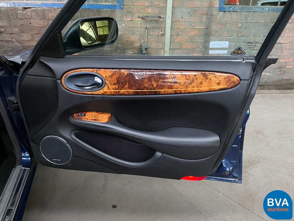 Daimler Super V8 363 PS 1998, 36-HL-BF.