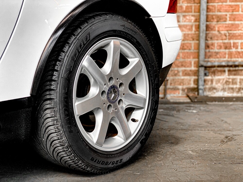 1999 Mercedes-Benz SLK230 Kompressor Cabriolet 193 PS.