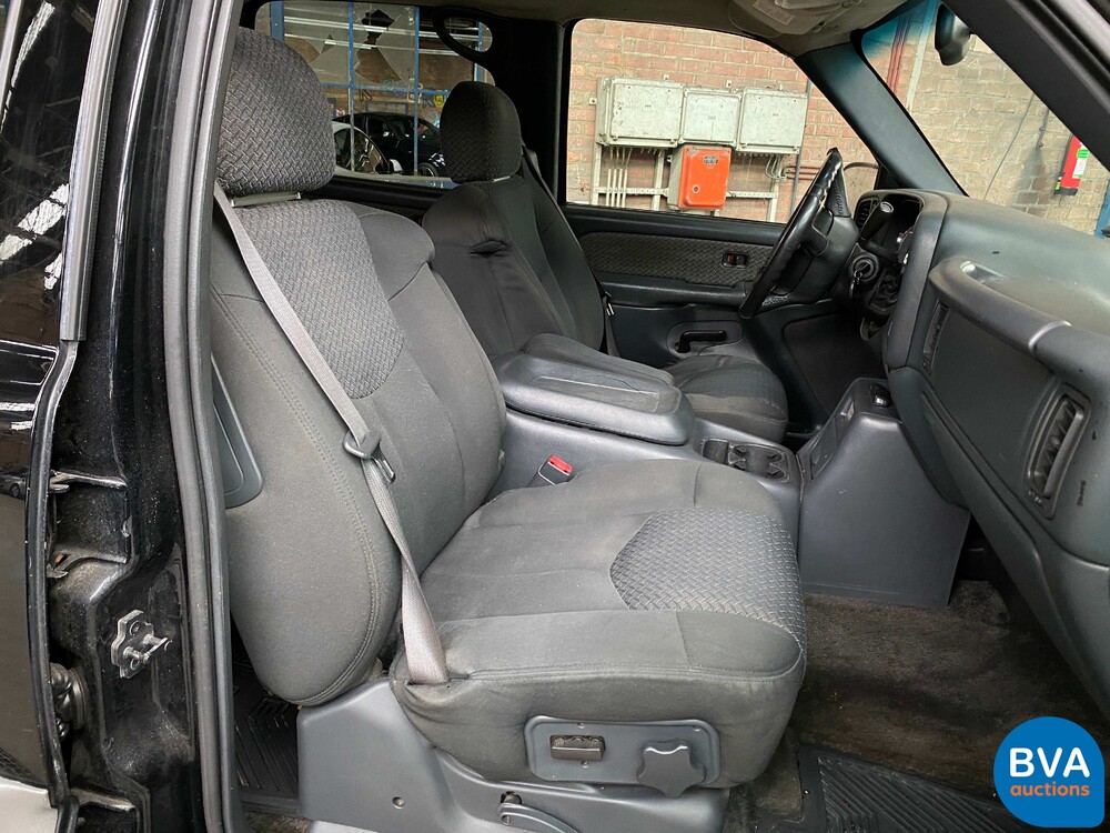 Chevrolet USA Lawine 1500 5.3 4WD Doppelkabine 273 PS 2001, 93-VBN-4.