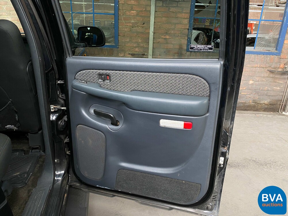 Chevrolet USA Lawine 1500 5.3 4WD Doppelkabine 273 PS 2001, 93-VBN-4.