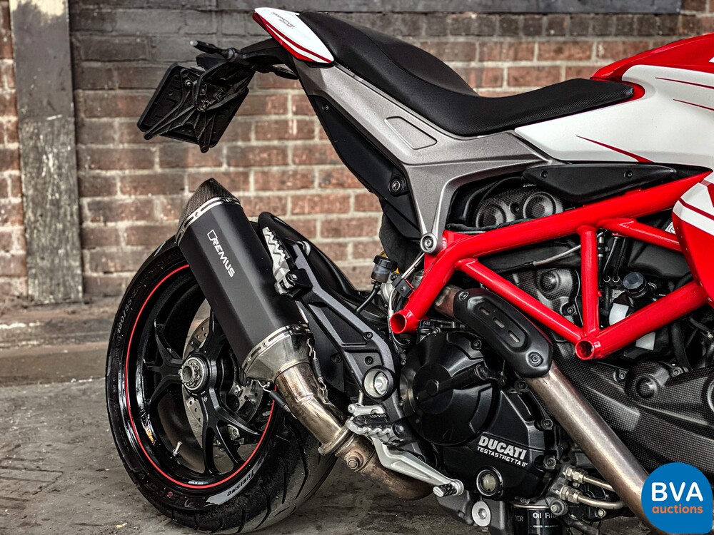 Ducati Hypermotard 939SP.
