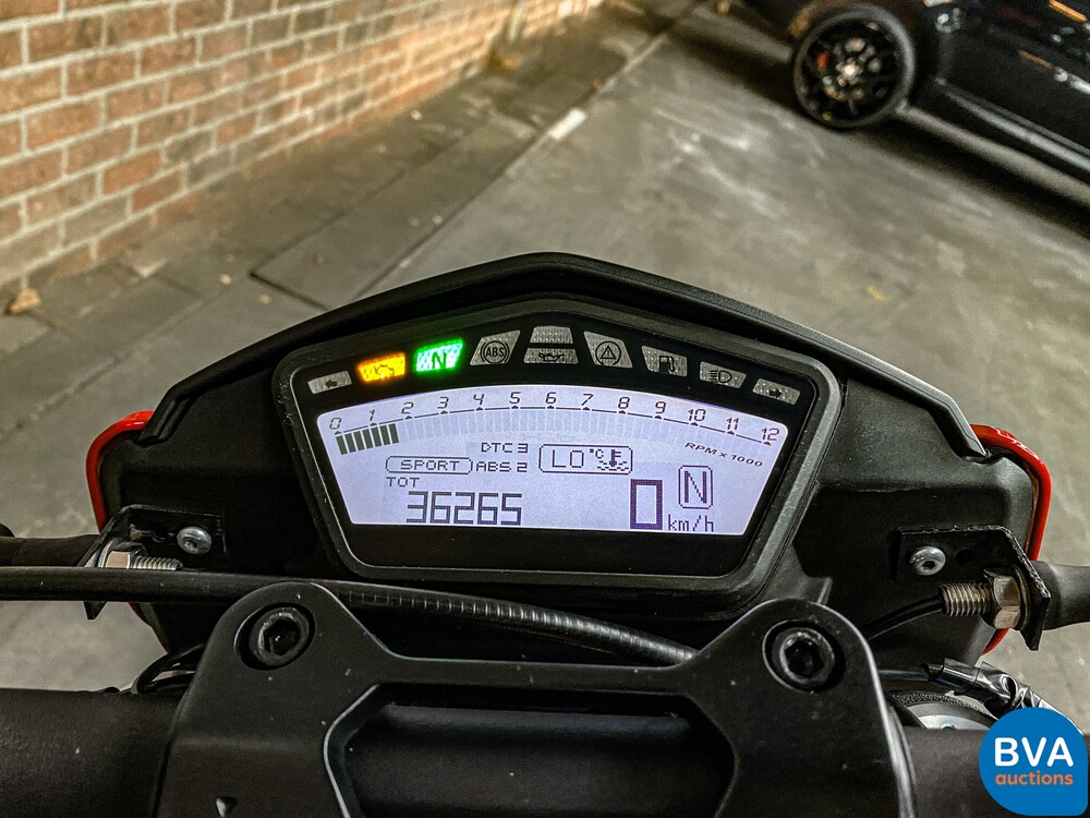 Ducati Hypermotard 939SP.