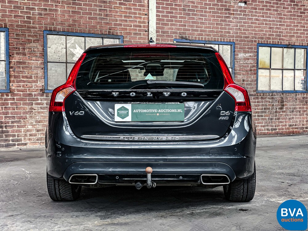 Volvo V60 2.4 D6 AWD Plug-In Hybrid Summum 285pk 2013, -Original NL- 6-SJD-47.