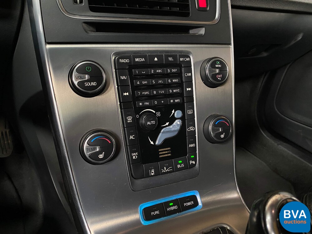 Volvo V60 2.4 D6 AWD Plug-In Hybrid Summum 285pk 2013, -Original NL- 6-SJD-47.