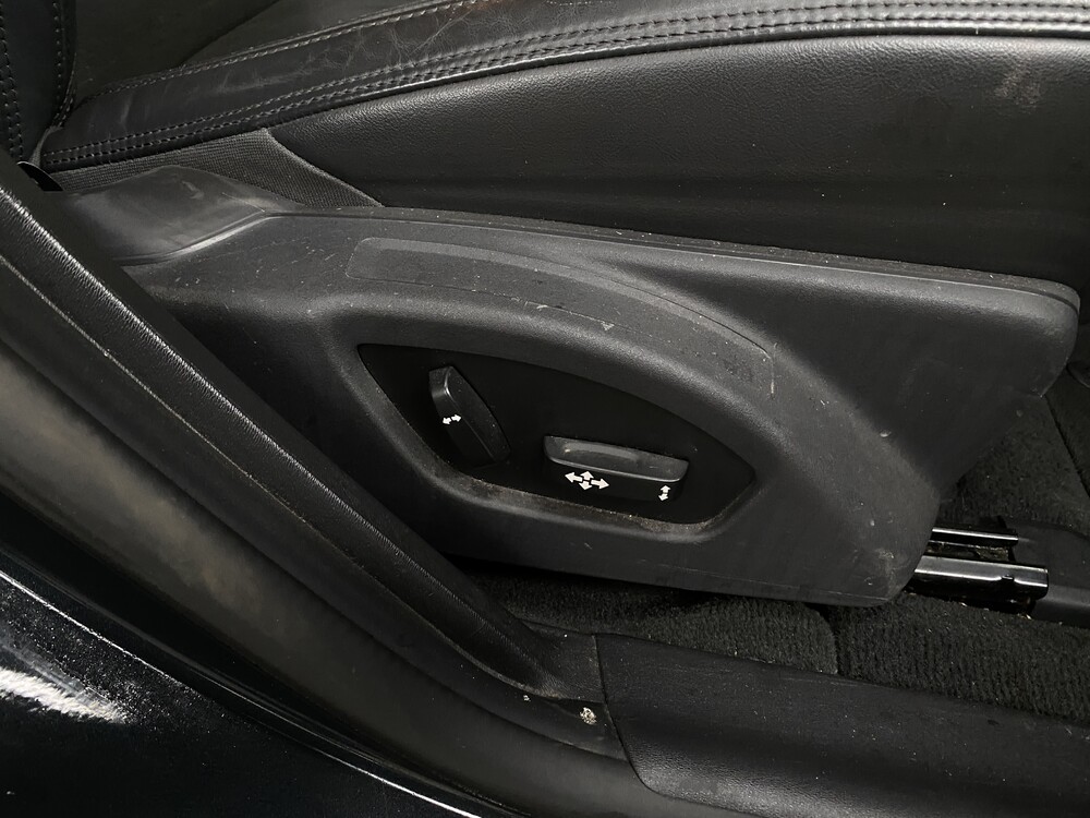 Volvo V60 2.4 D6 AWD Plug-In Hybrid Summum 285pk 2013, -Original NL- 6-SJD-47.