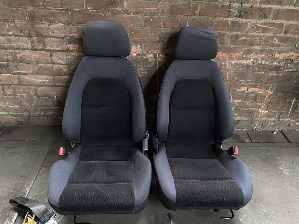 Mazda MX-5 Cabrio 1.6 110PS 2000, KL-719-P.