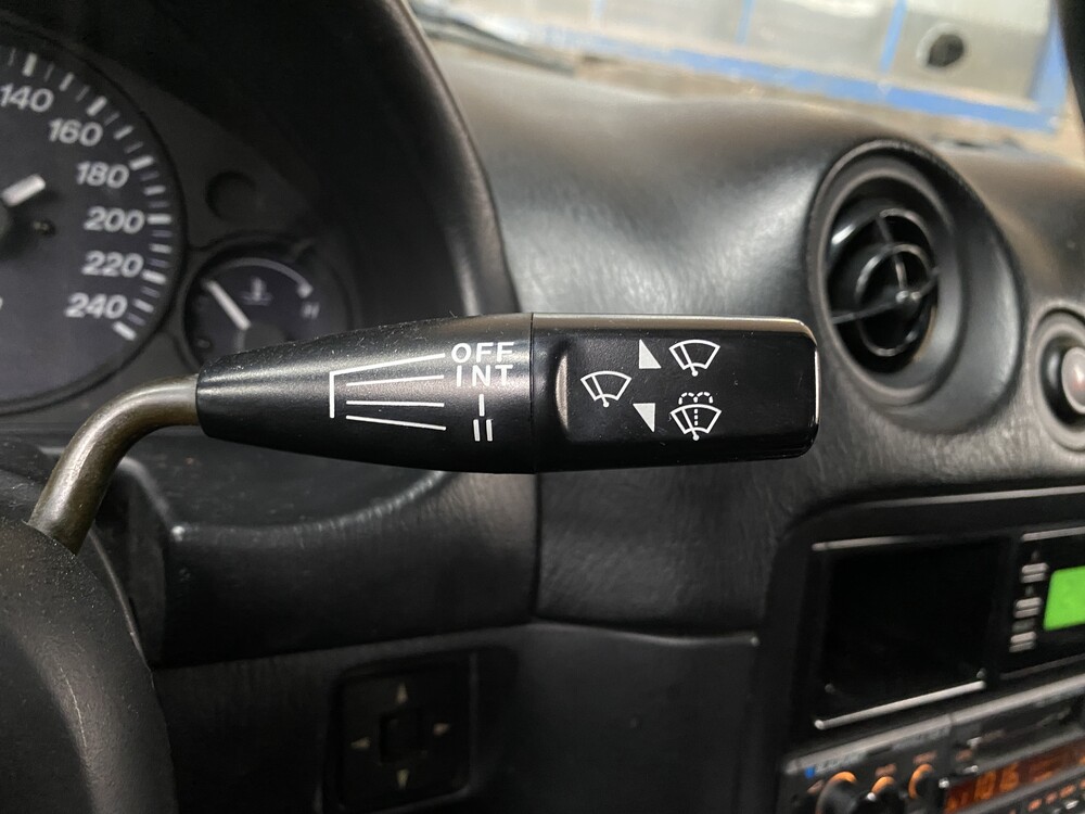 Mazda MX-5 Cabrio 1.6 110PS 2000, KL-719-P.